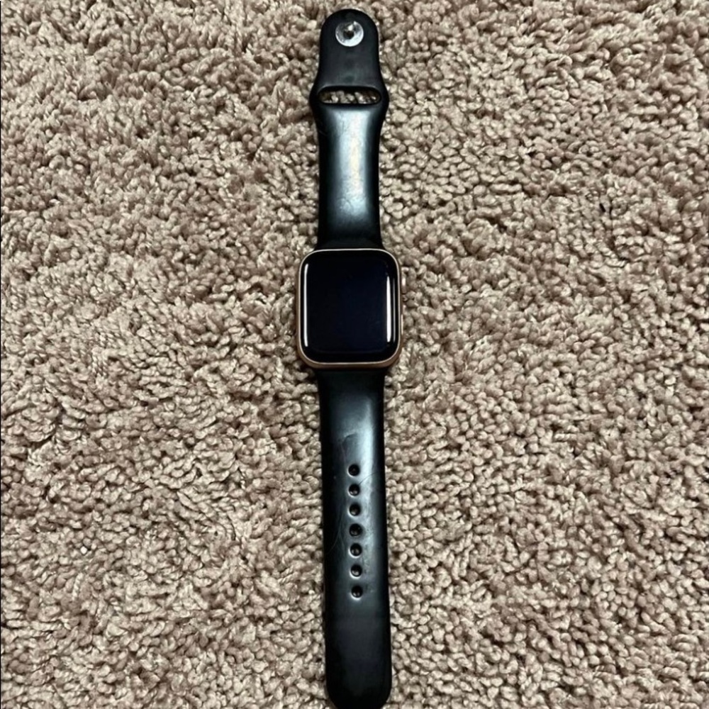 Apple Watch Series 4, 44 mm